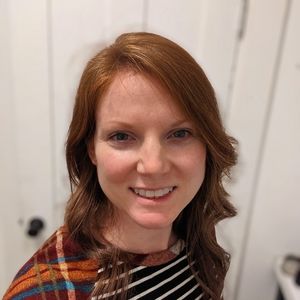 Meet your Posher, Lauren